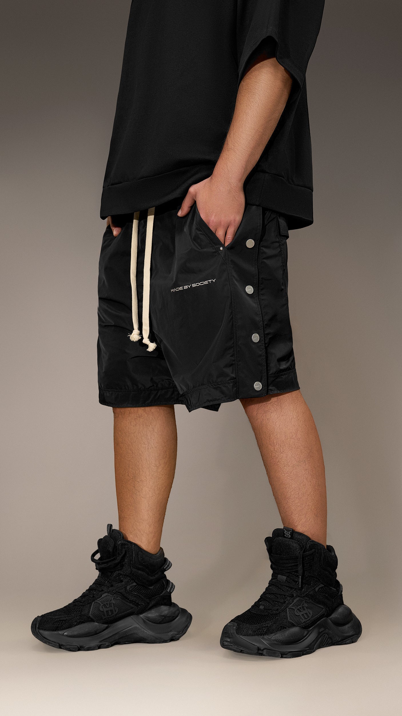 "Made by Society" Snap Bermuda Shorts – B16197