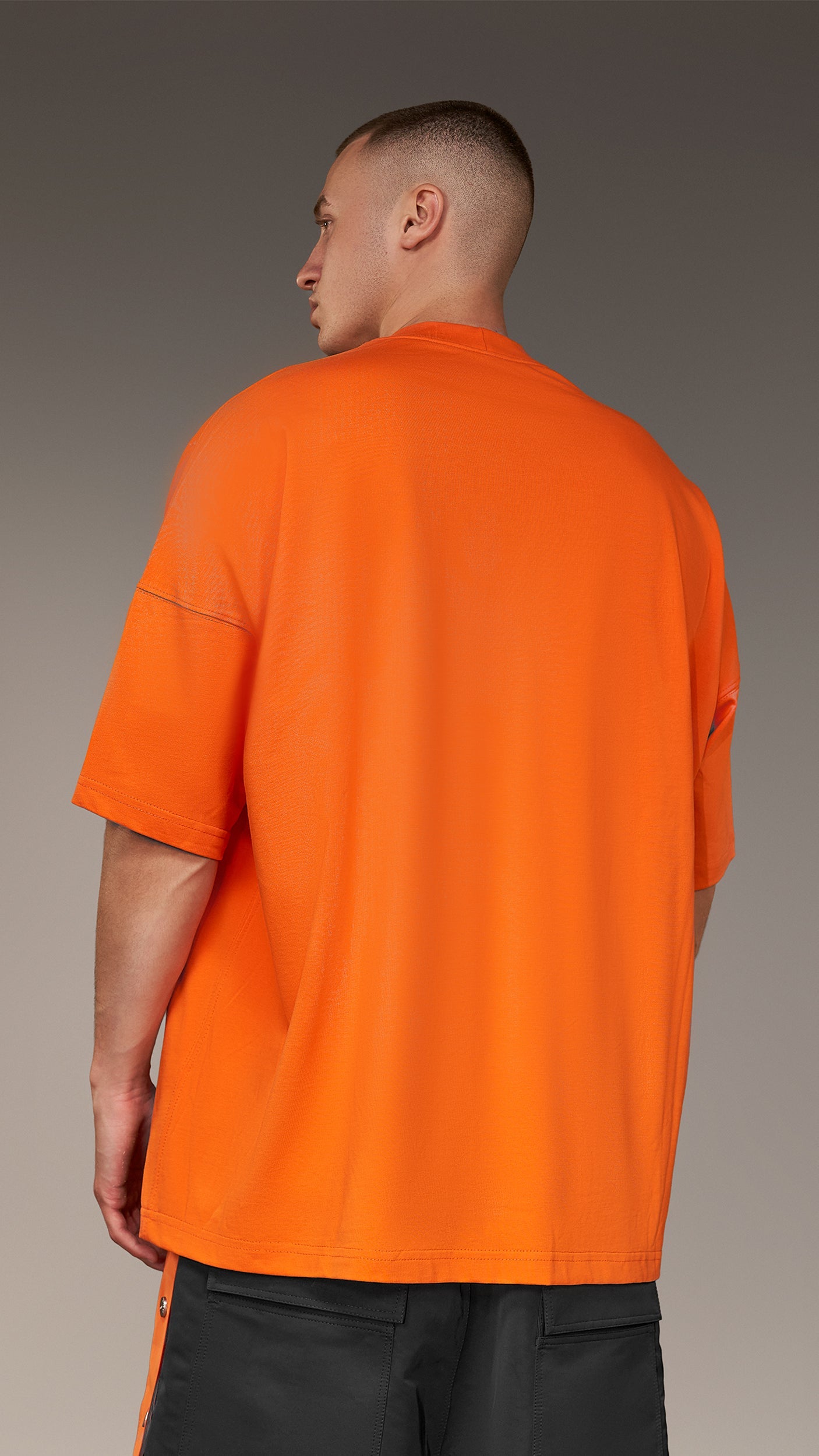 "MADE BY SOCIETY" T-shirt - T16162
