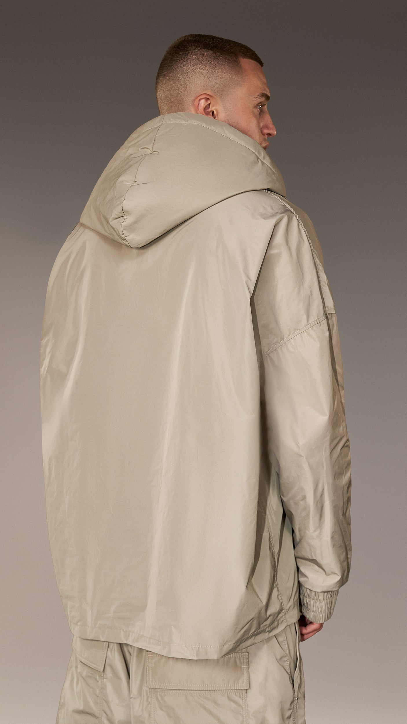 Hoodie with Deep Neckline - H16475