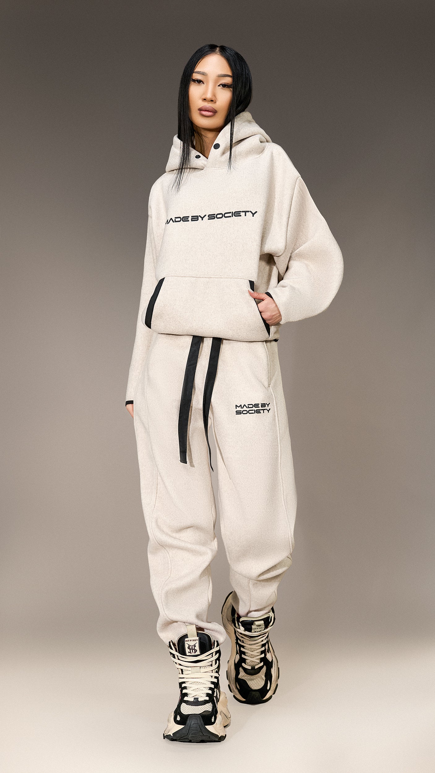 Oversized Hoodie "Made by Society" - H25979
