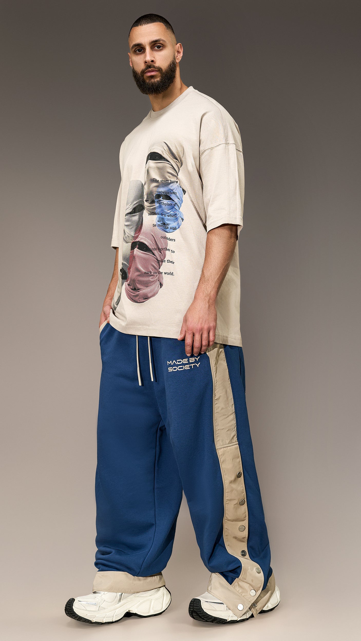 Oversized Trousers with Snap Fasteners – P16081
