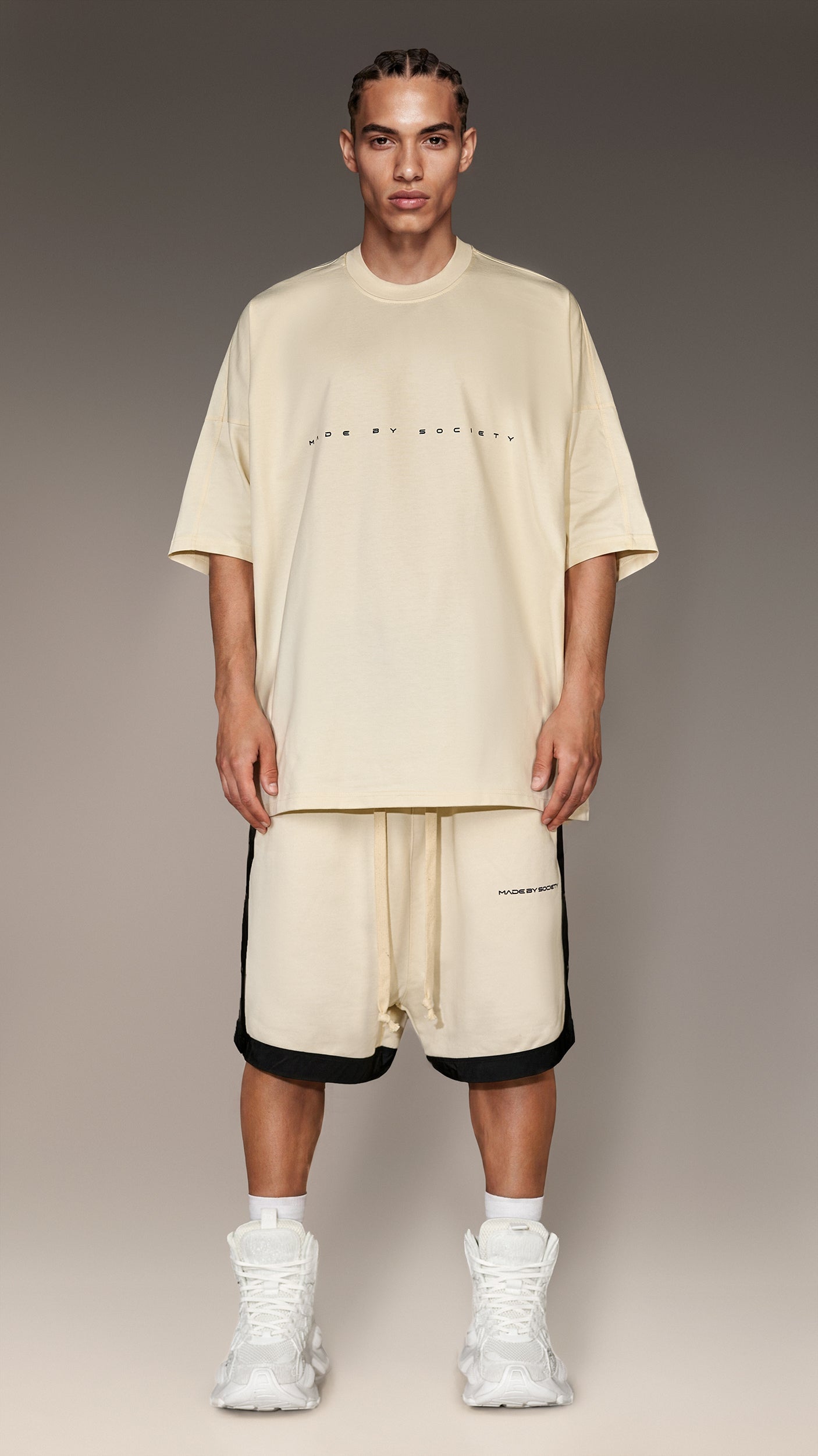 ASSET Bermuda Shorts - B17381