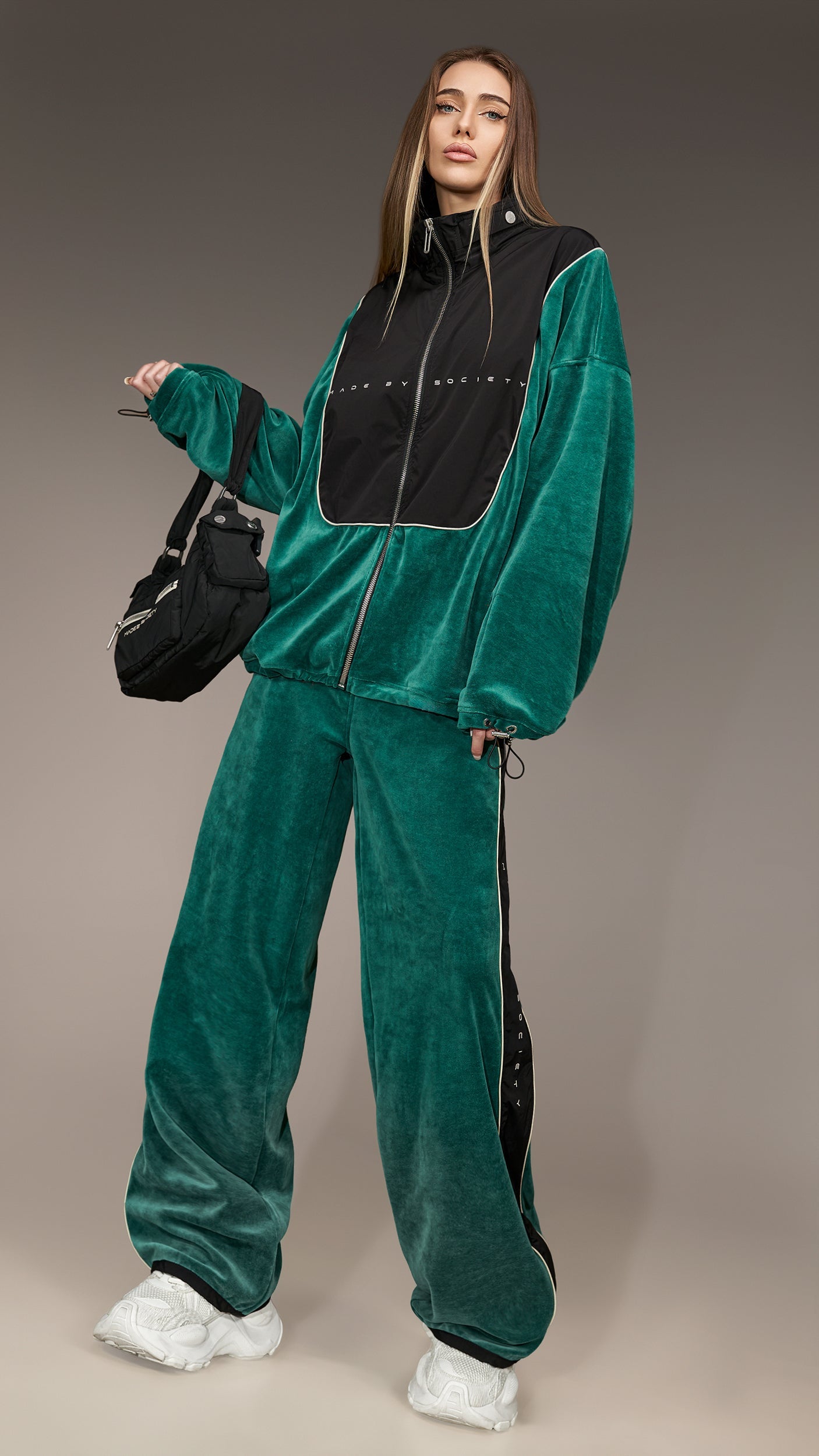 Emerald Velvet Flow Trousers - P27050