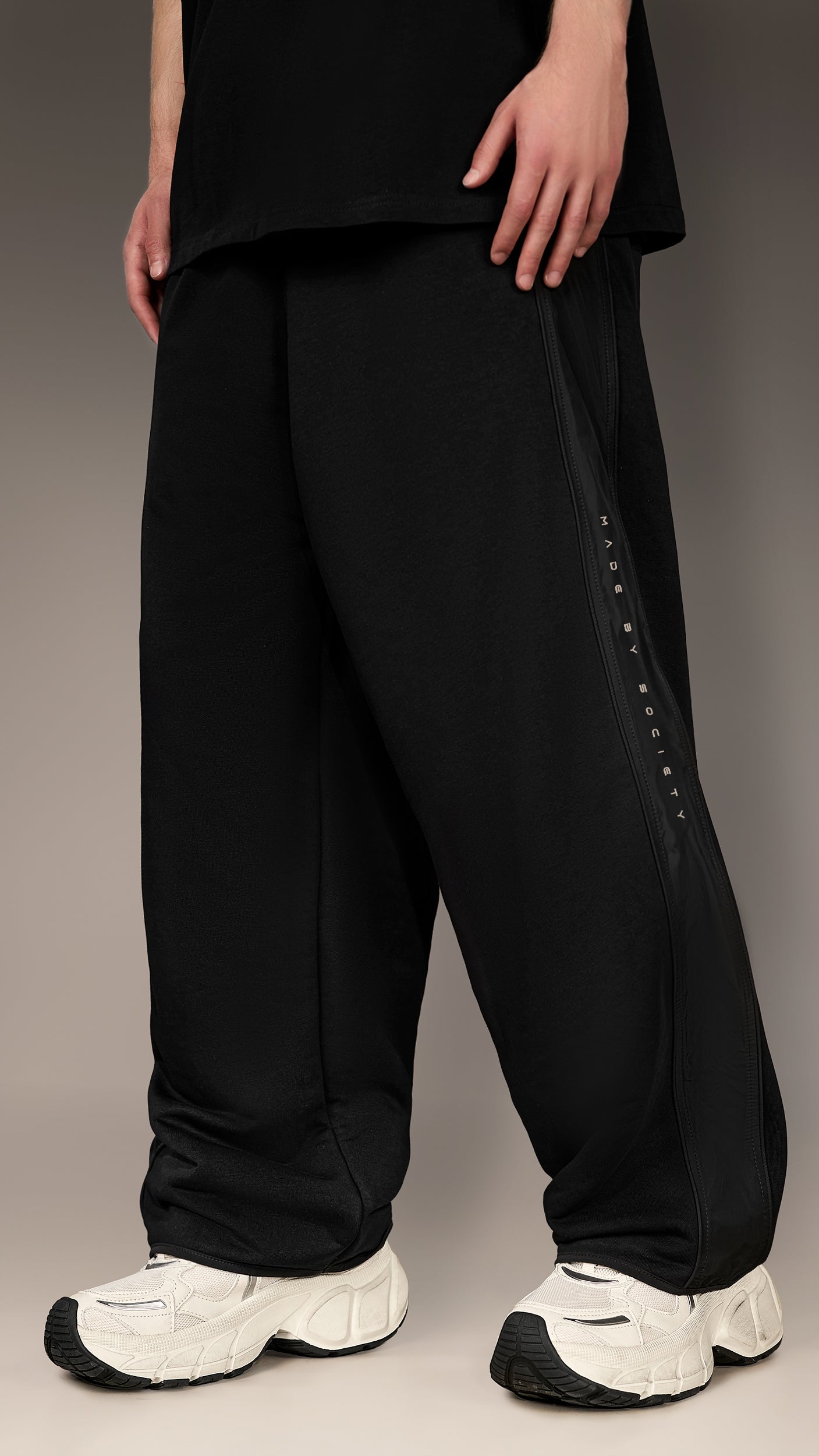 Shadow Cargo Trousers - P17152