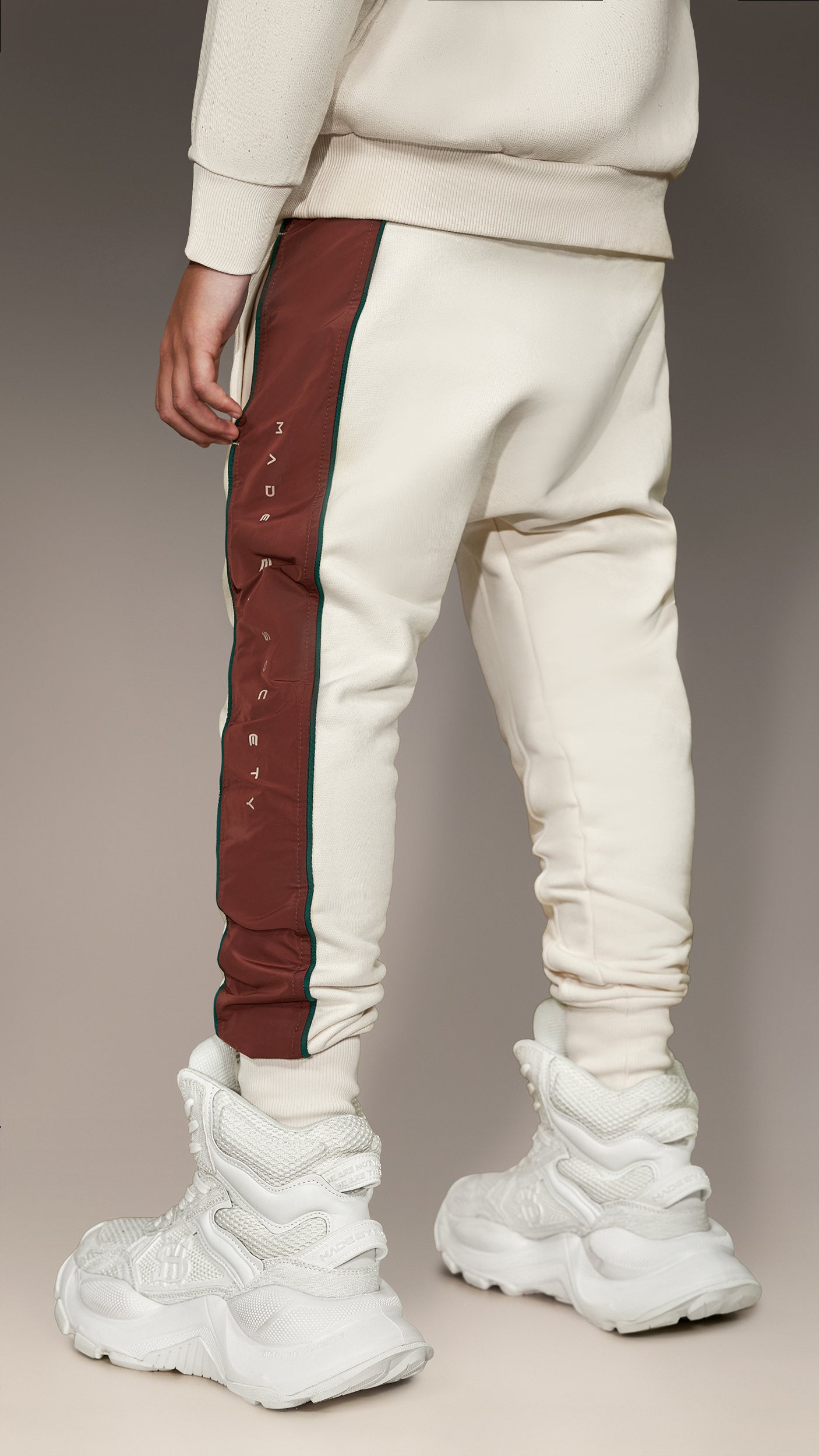 Jogger Trousers - P36721