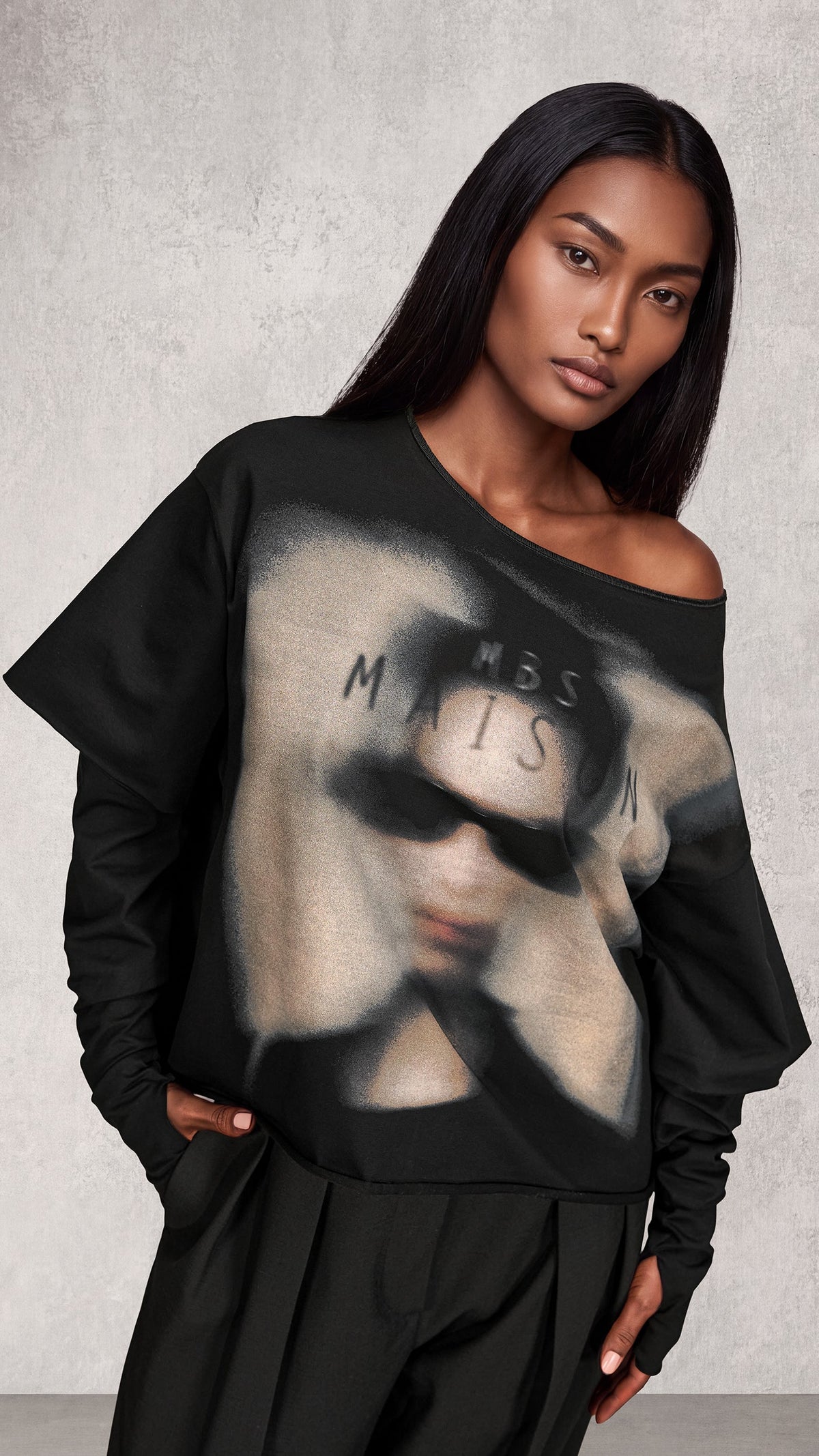 PORTRAIT TEE T-shirt - T27895