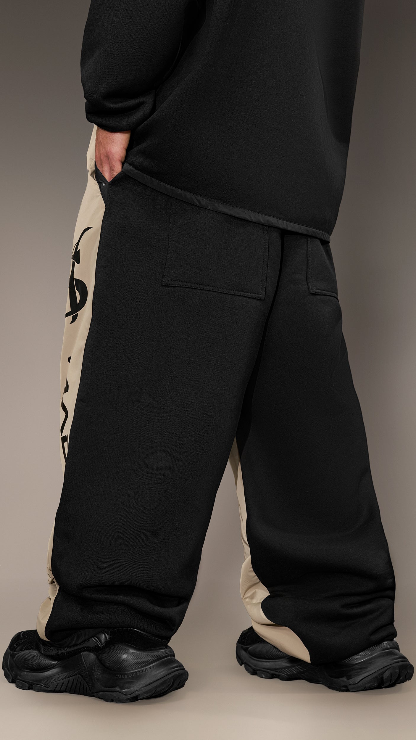 Made by Society Jogger Trousers – P16023
