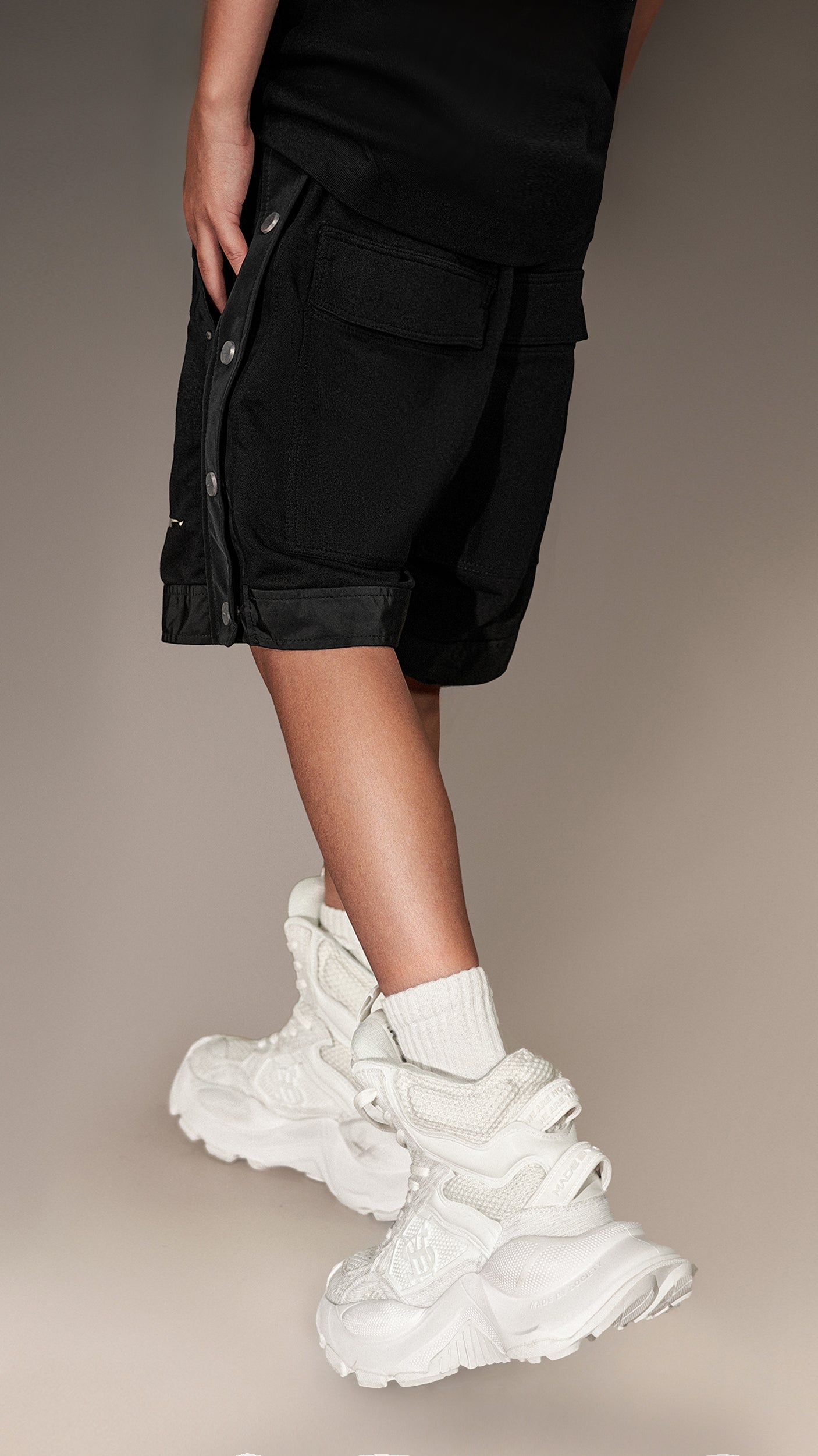 Studded Bermuda Shorts - B36250