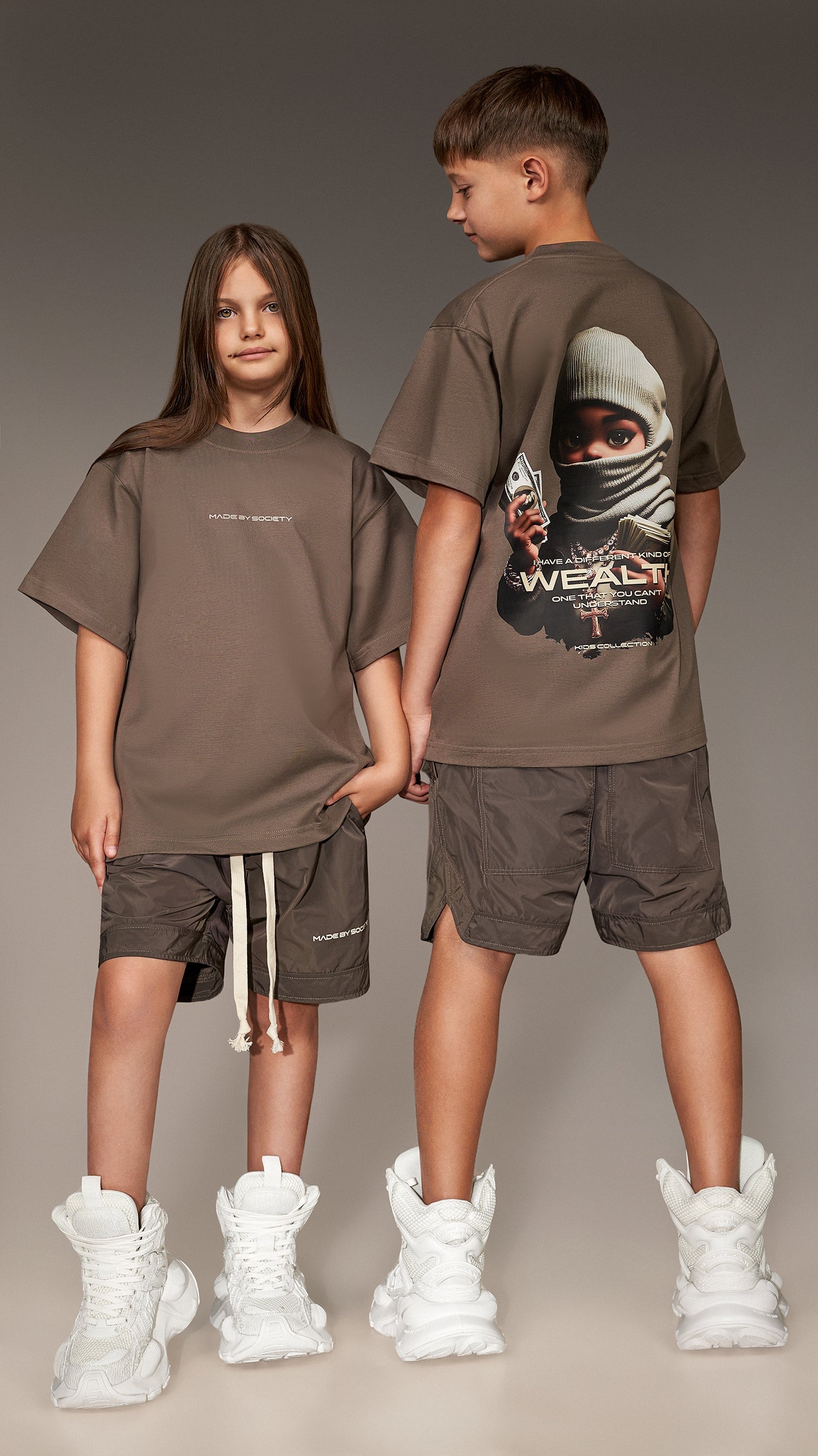 "WEALTH" T-shirt - T36578