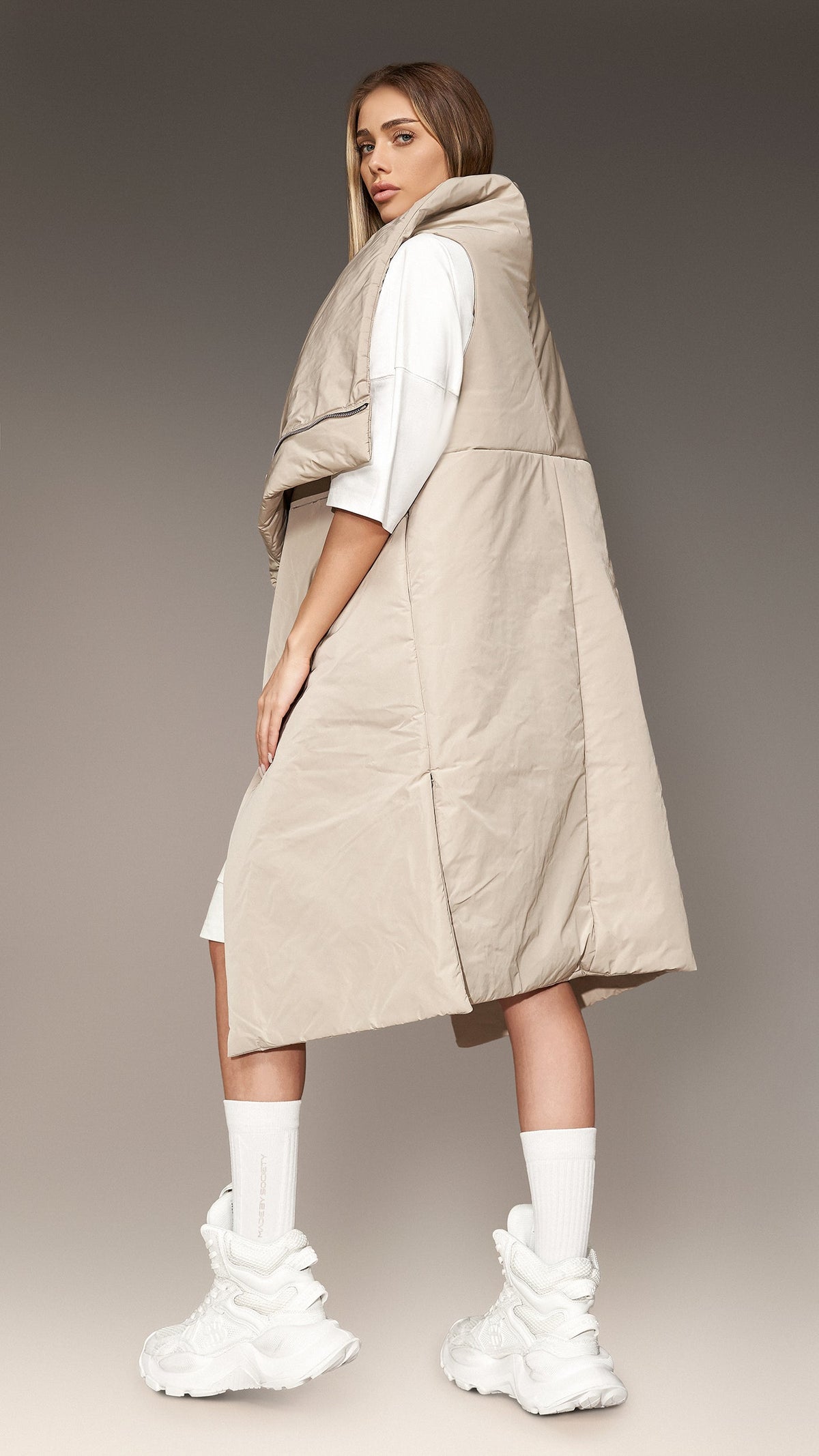 Oversized Vest - V24616