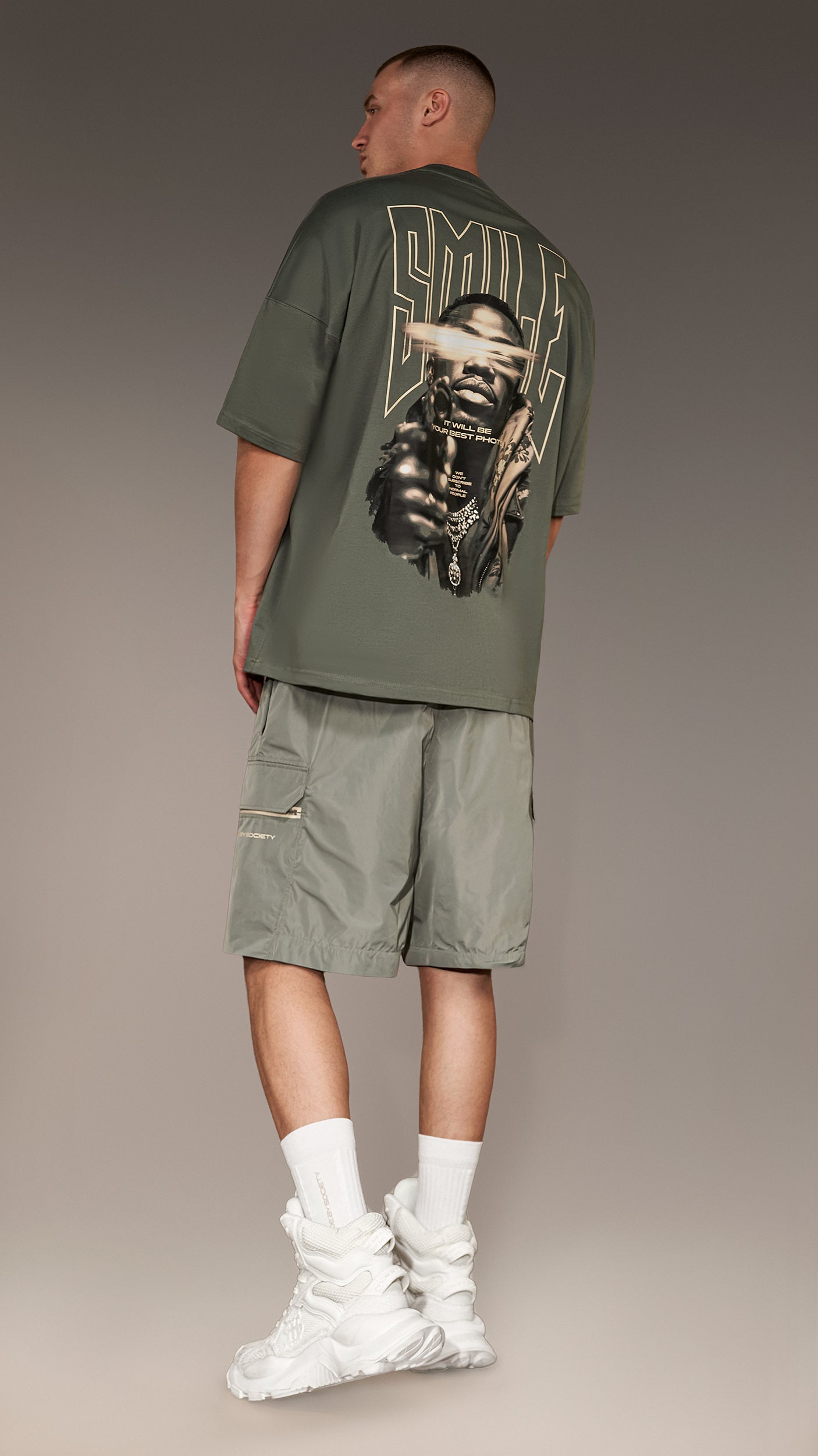 "Smile" T-Shirt - T16579