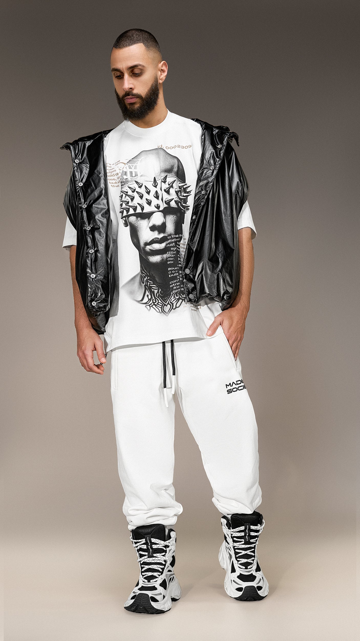 Oversized "Break Free" T-Shirt - T15997