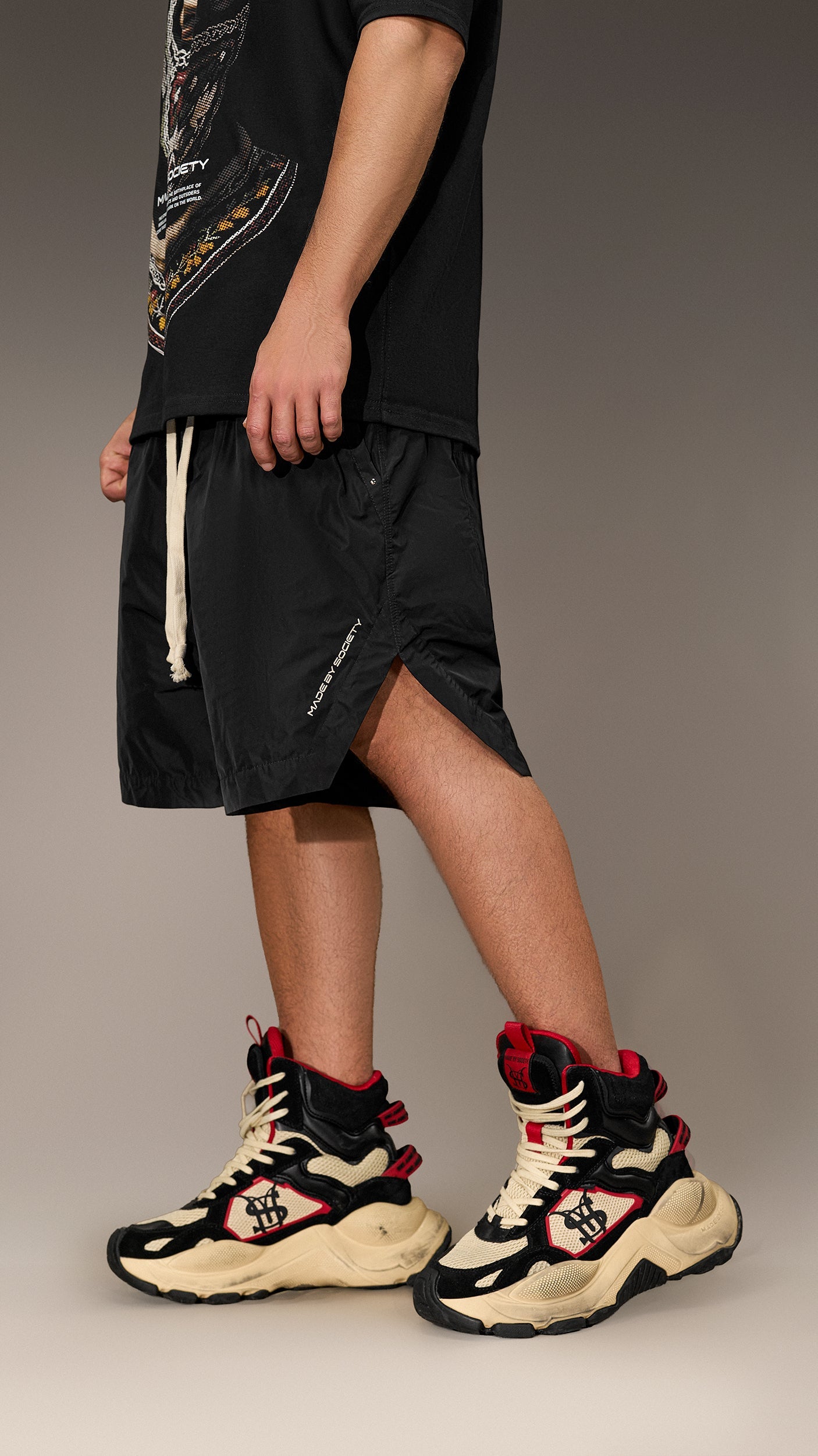 Bermuda Shorts Made by Society – B16144