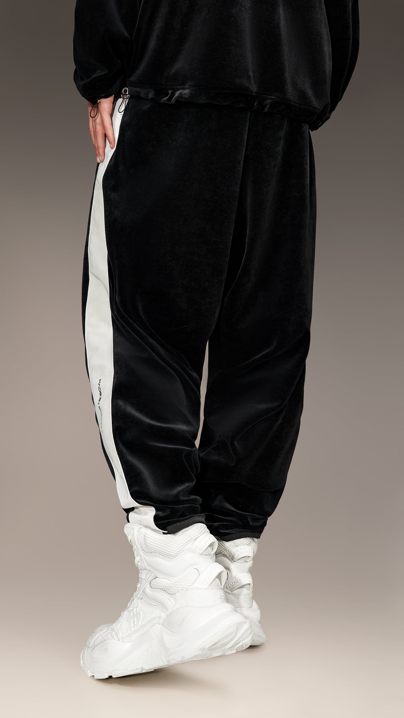 Velvet Stripe Motion Trousers - P16996