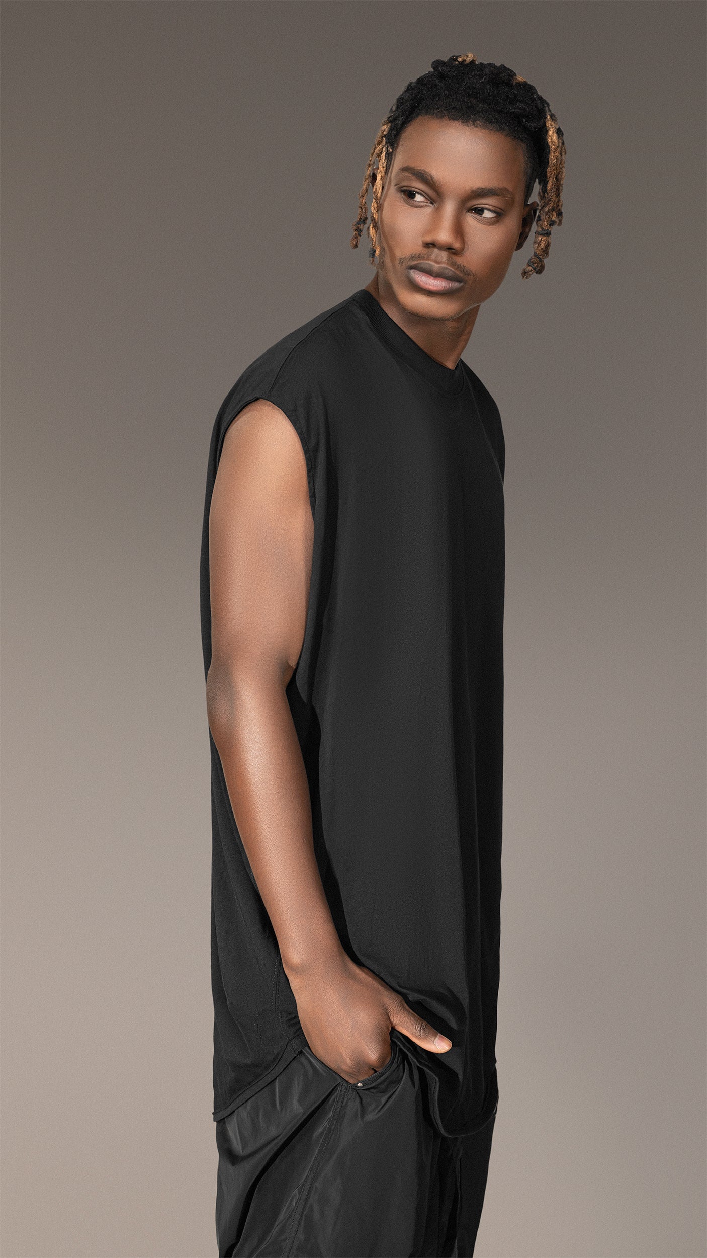 Sleeveless T-Shirt "Made by Society" - T15491