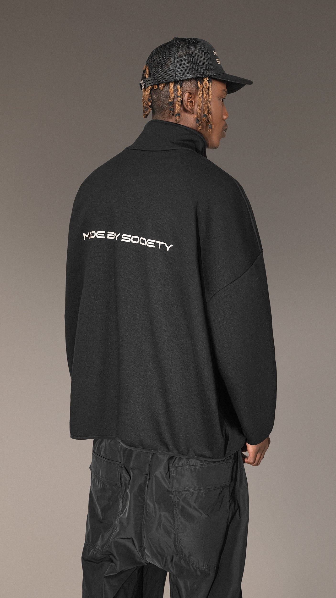 Black Zipper Hoodie "Made By Society" - H15766