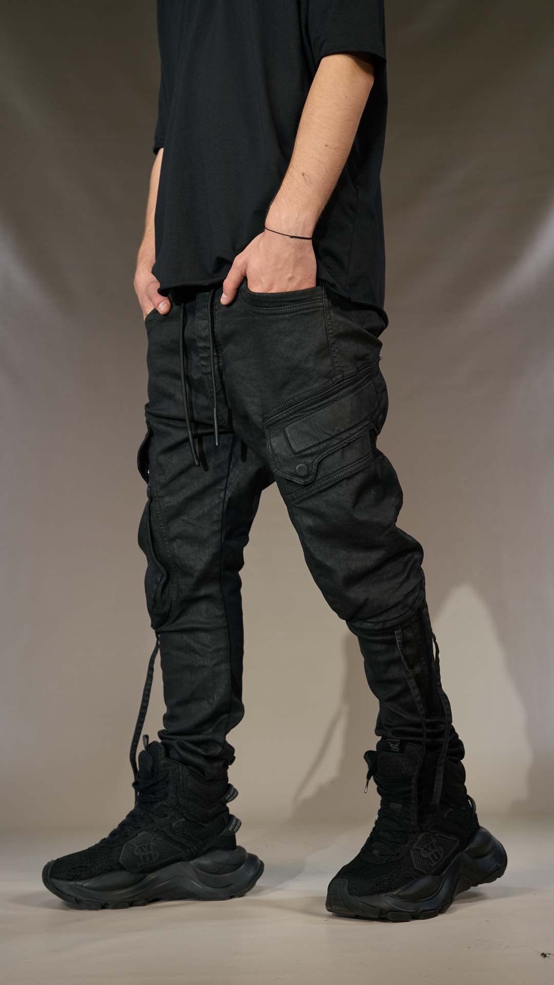 Black Cargo Pants "Made by Society" - P15239