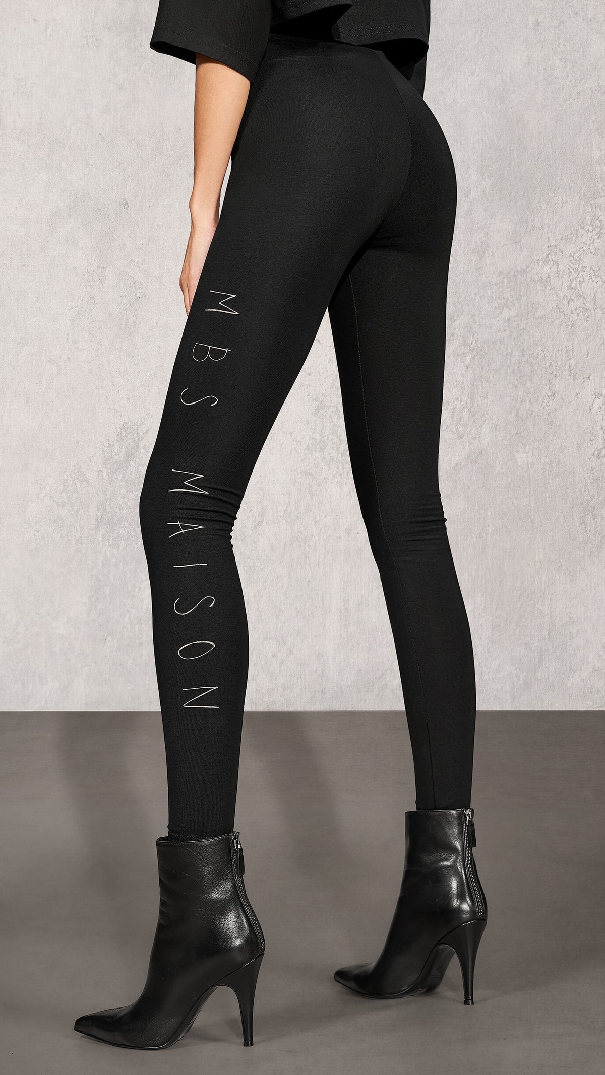 Absolute Black Trousers - P27512