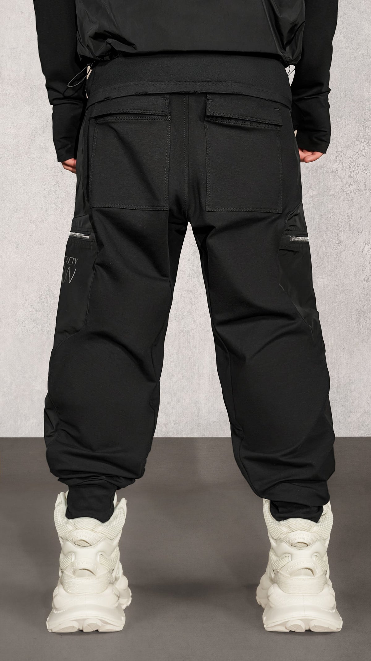 Minimal Black Trousers - P17646