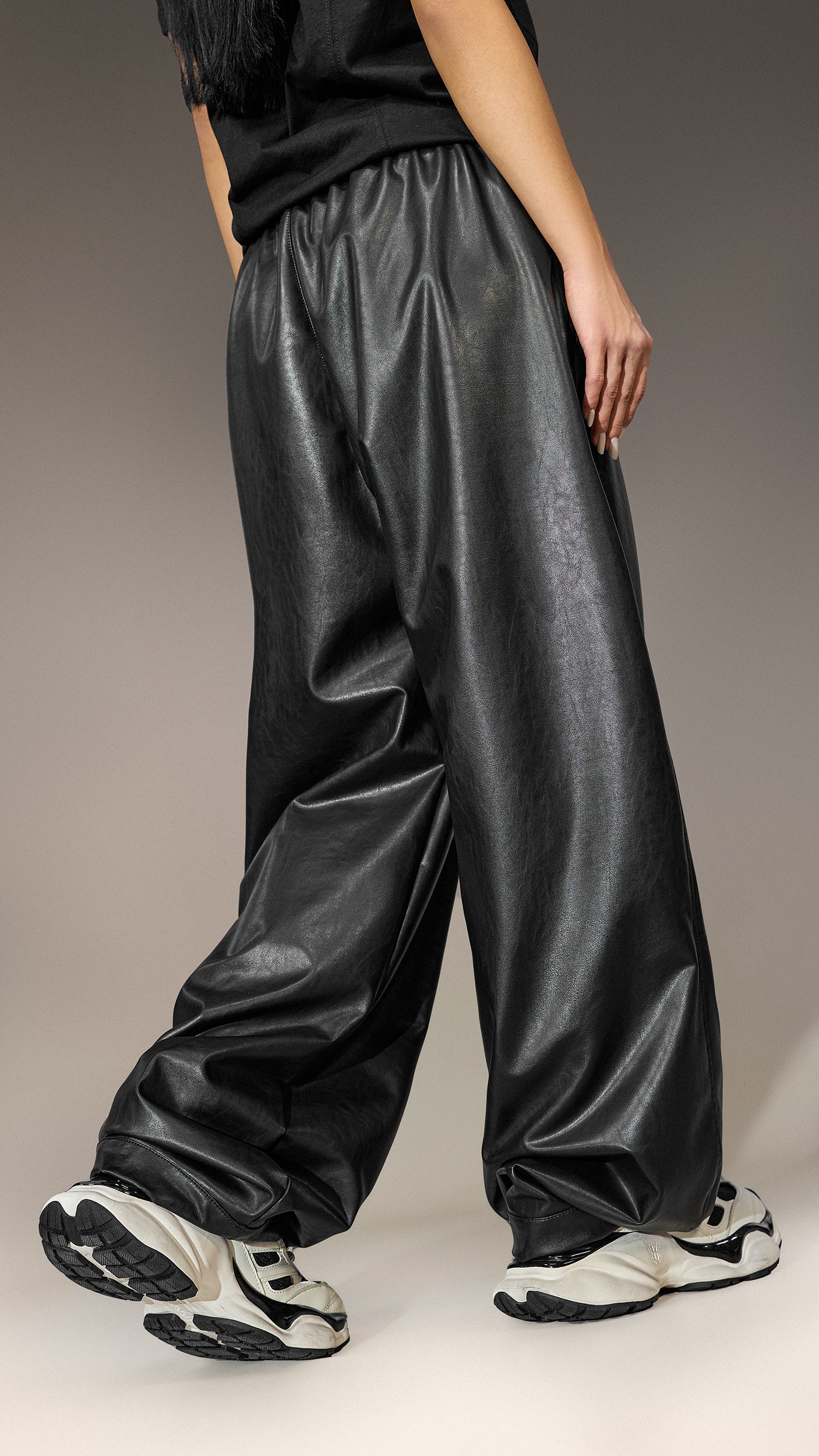 Leather-Effect Pants - P25774