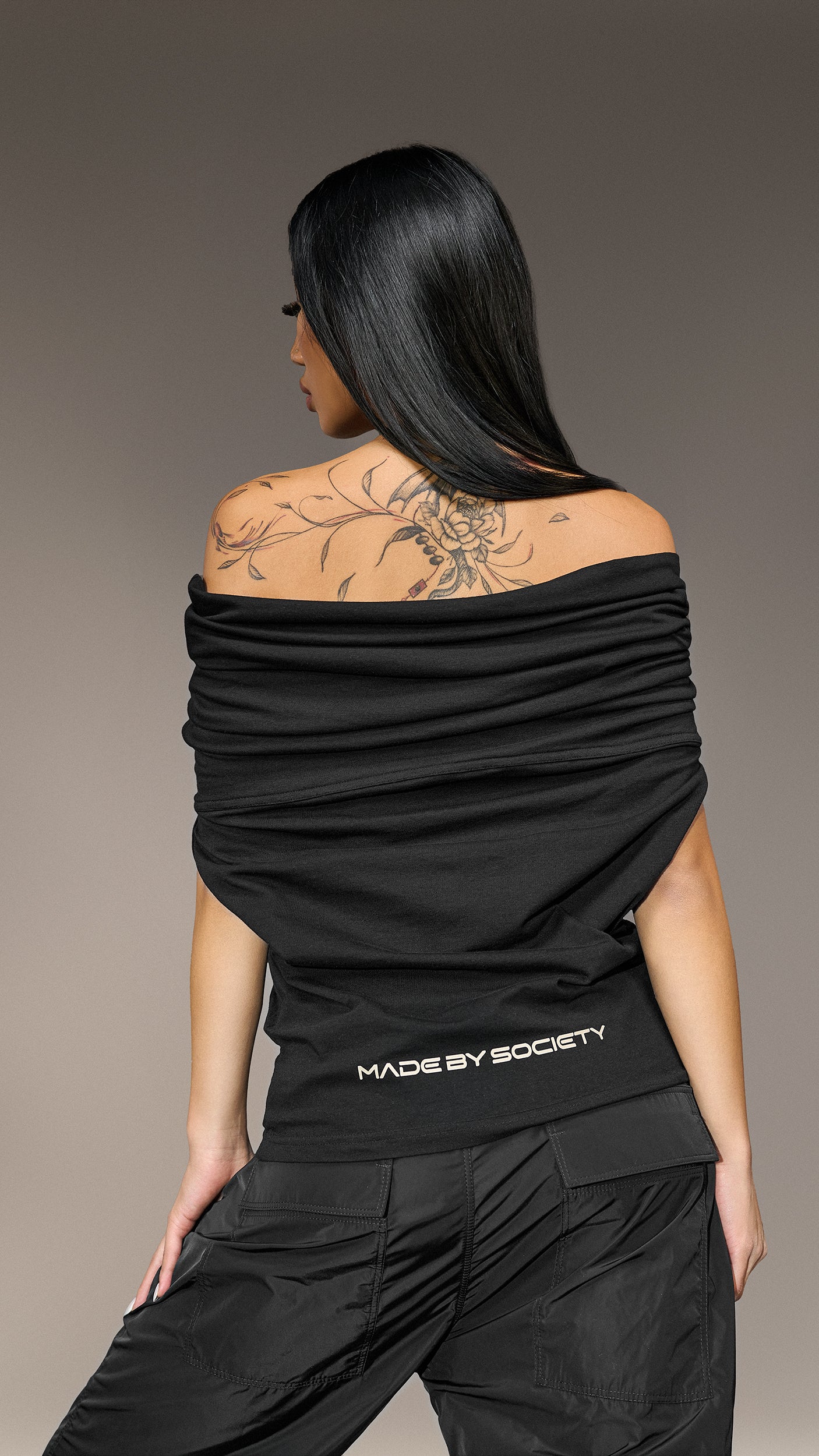 Off-Shoulder Black T-Shirt "Made By Society" - T25485