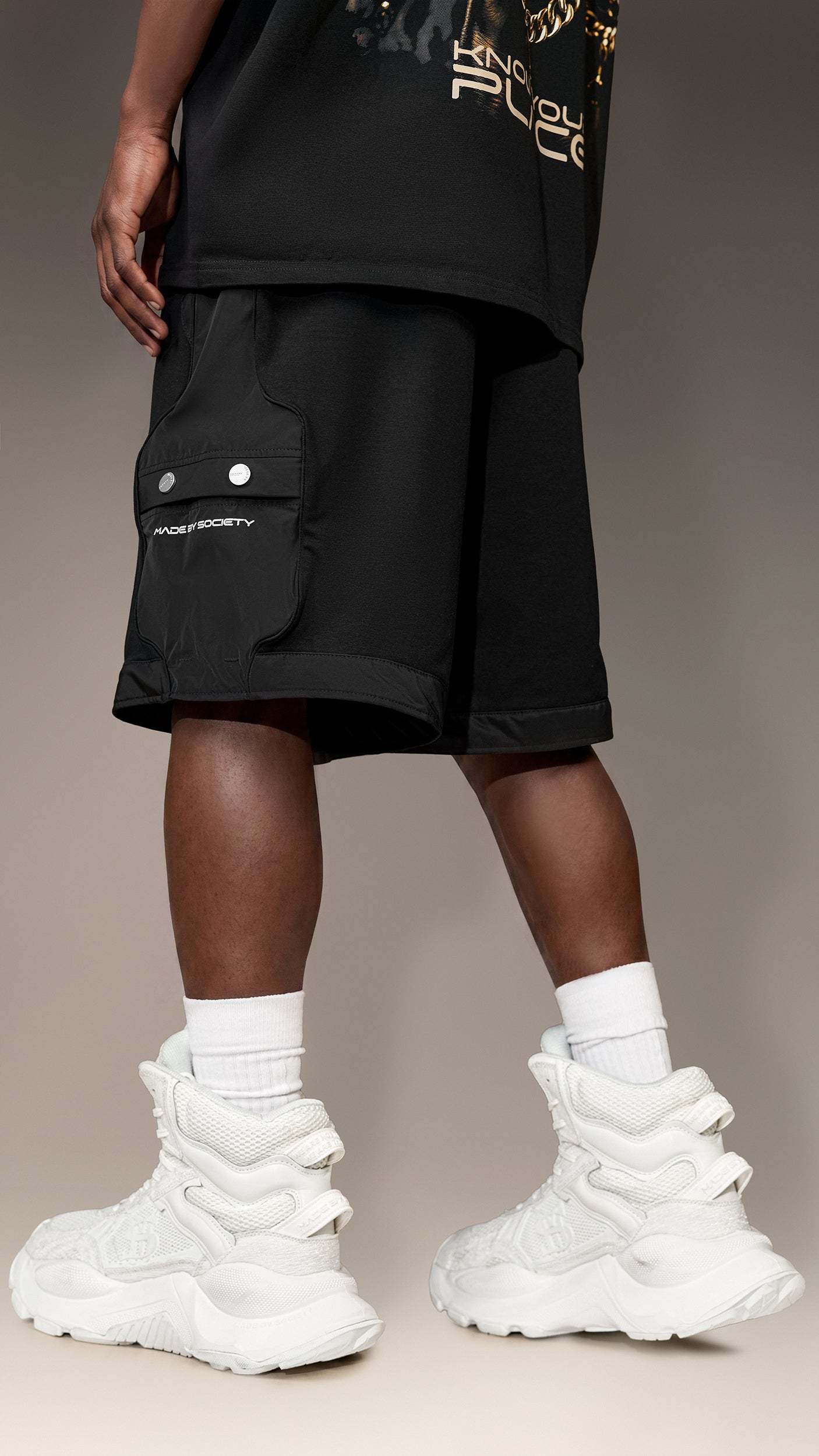 AIR-FRAME Bermuda Shorts - B17333