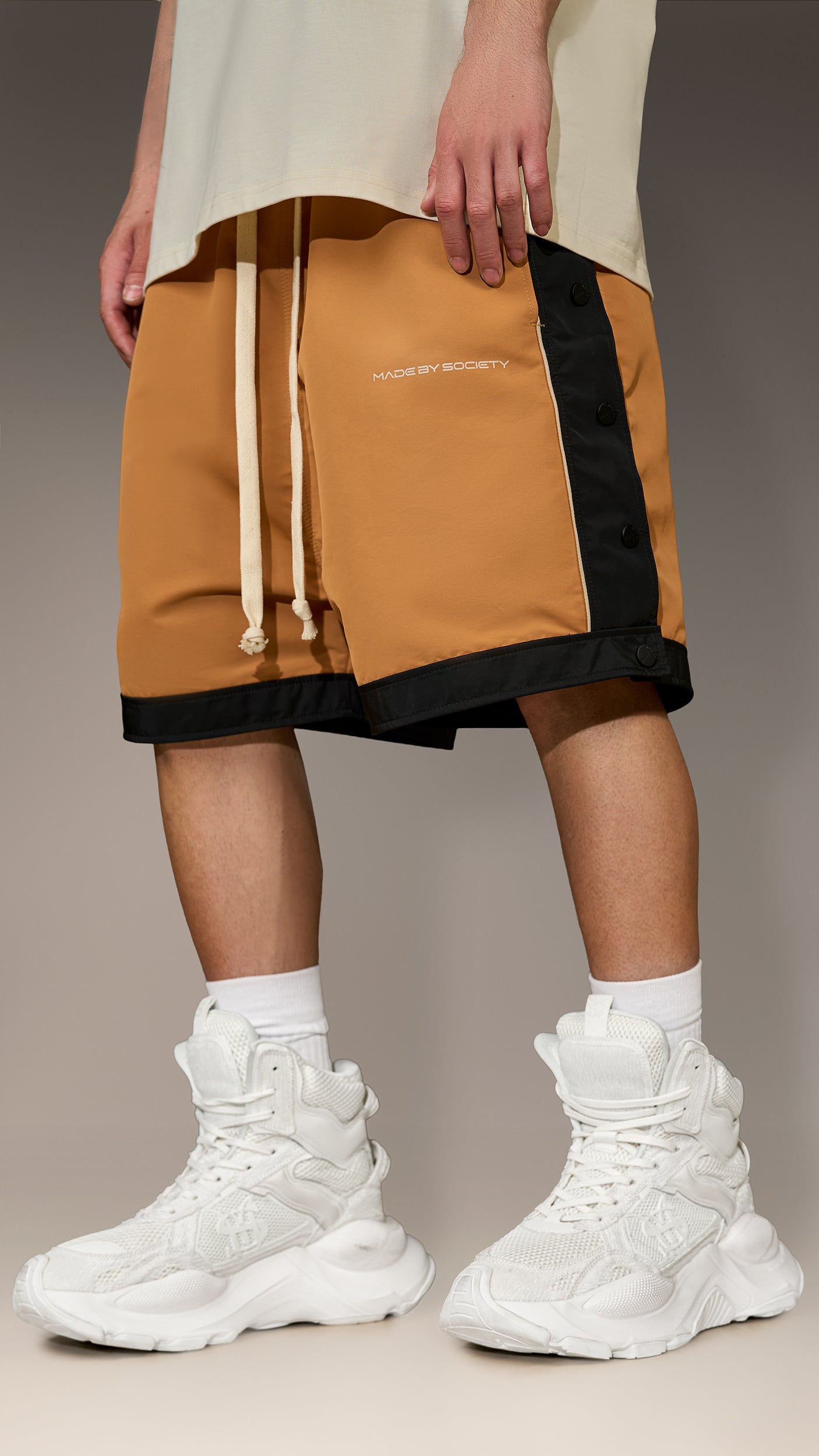 NEO-VANDAL Bermuda Shorts - B17346