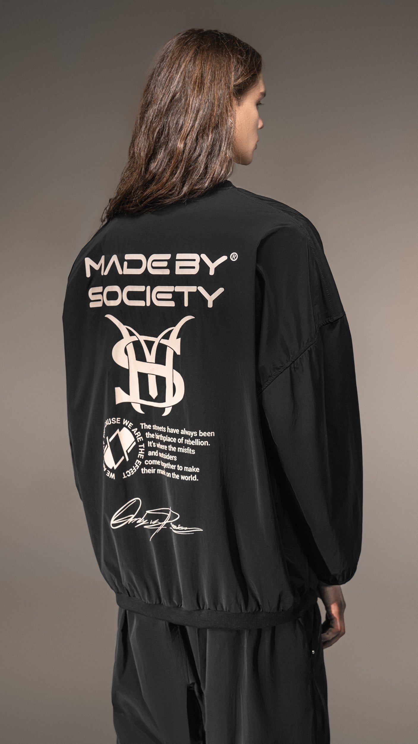 Hoodie "Made by Society" – Casual Comfort - H15720