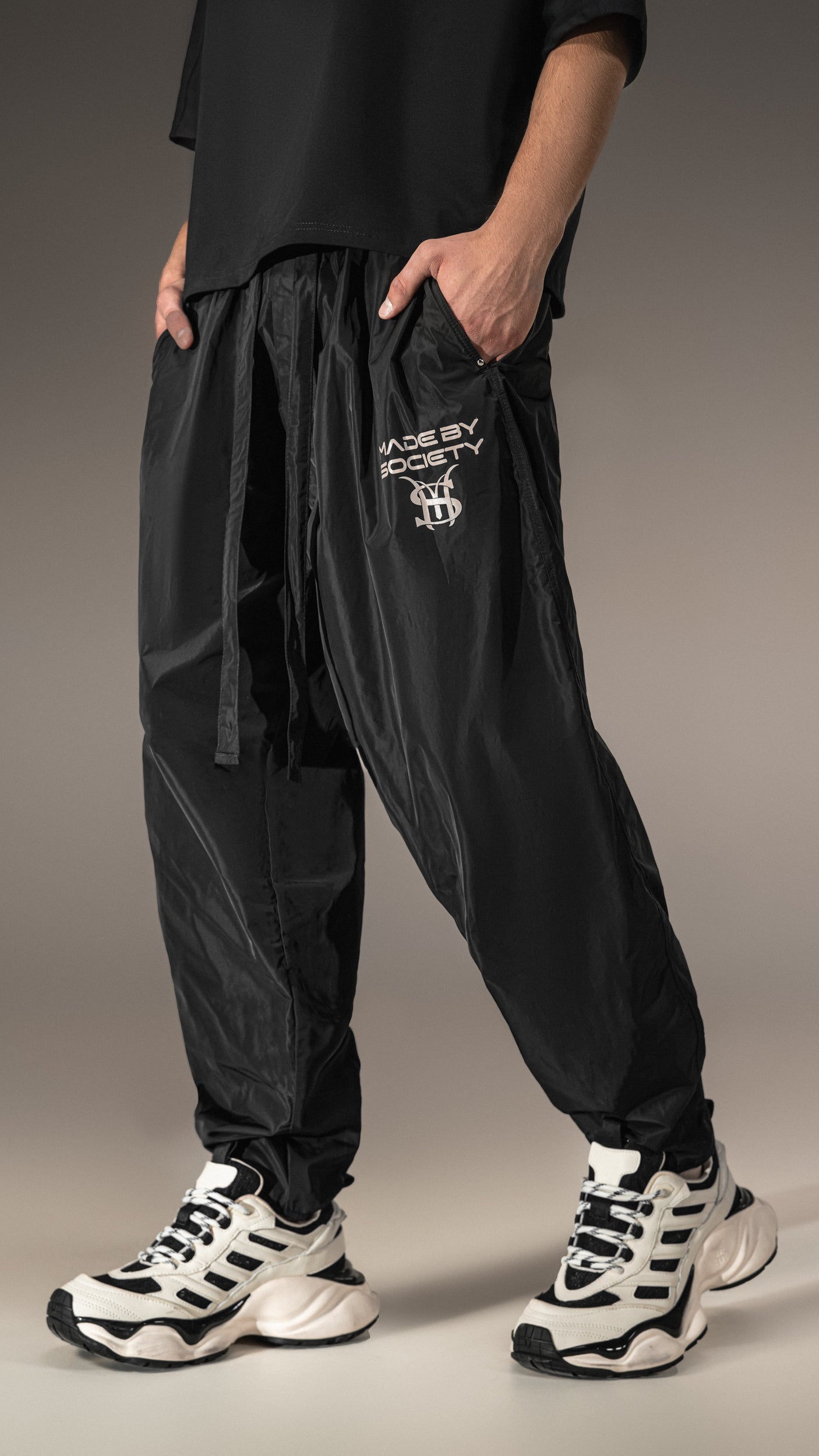 Pants "Made by Society – Modern and Comfortable Design – P15612