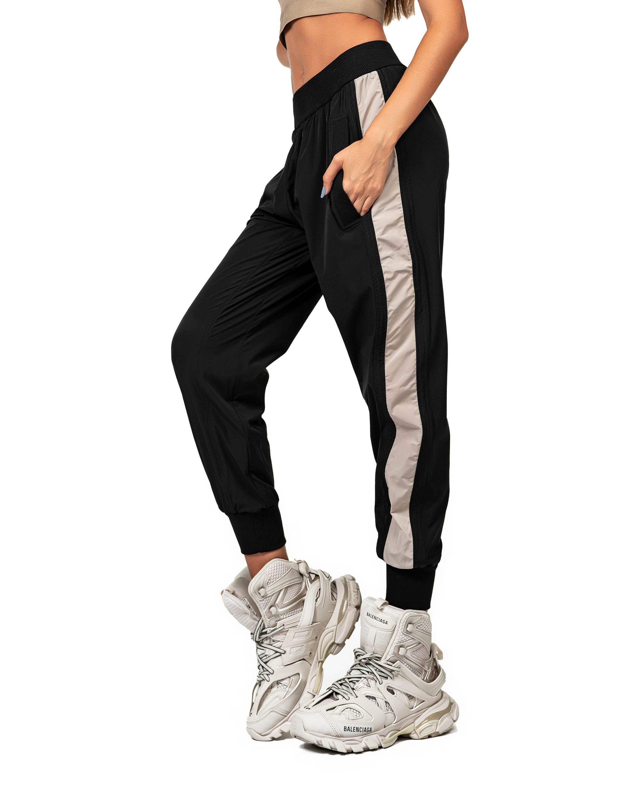 STRIPES JOGGER TROUSERS - P23705